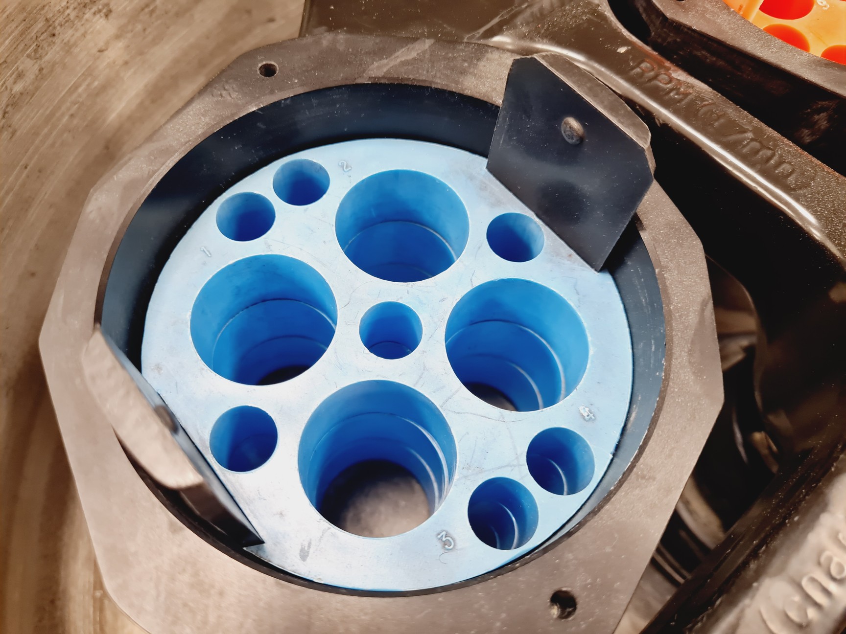 Image of Jouan CR422 CR-422 Refrigerated Centrifuge Lab Spares/Repairs