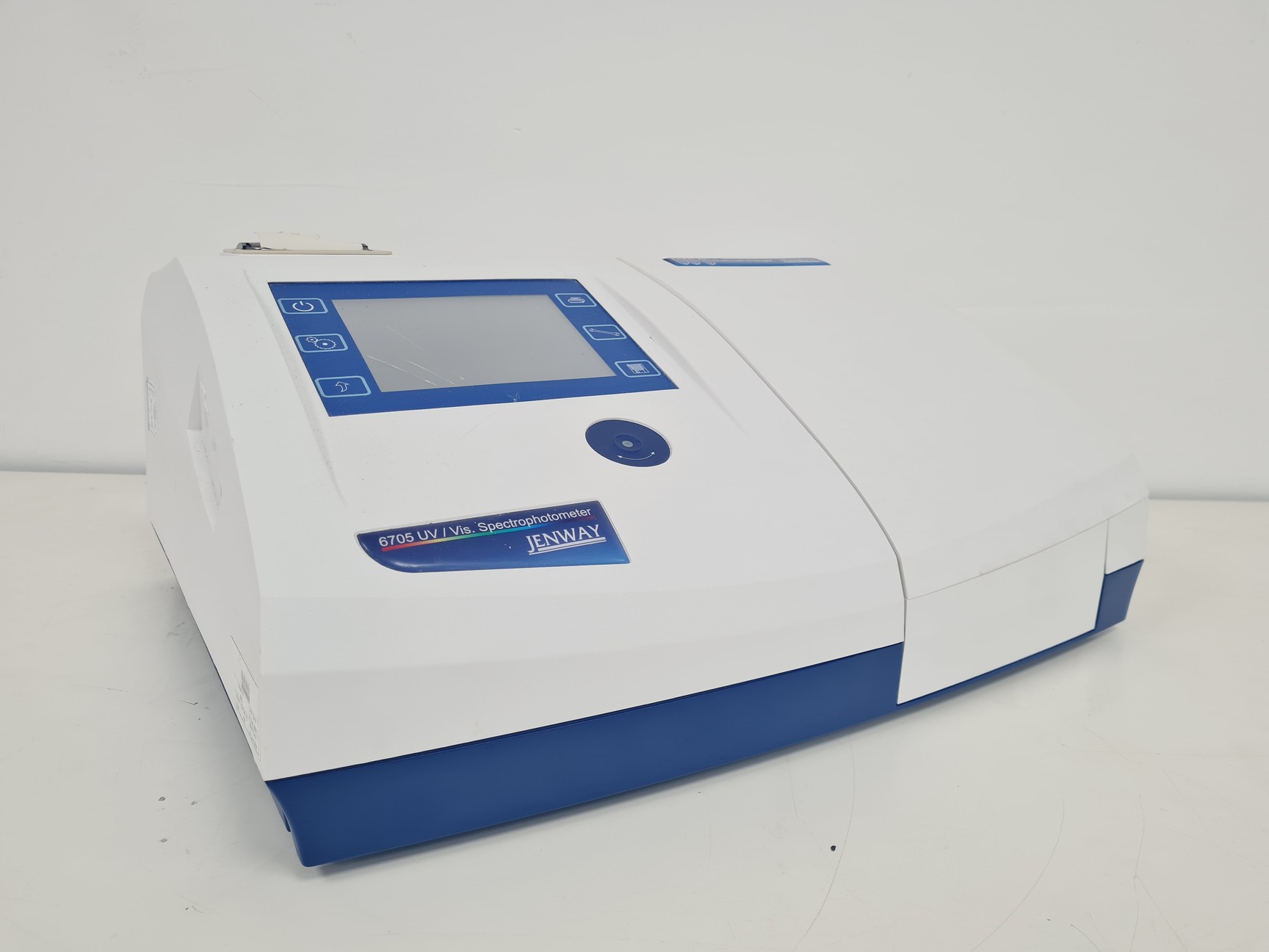 Image of Jenway 6705 UV/Vis Spectrophotometer Lab