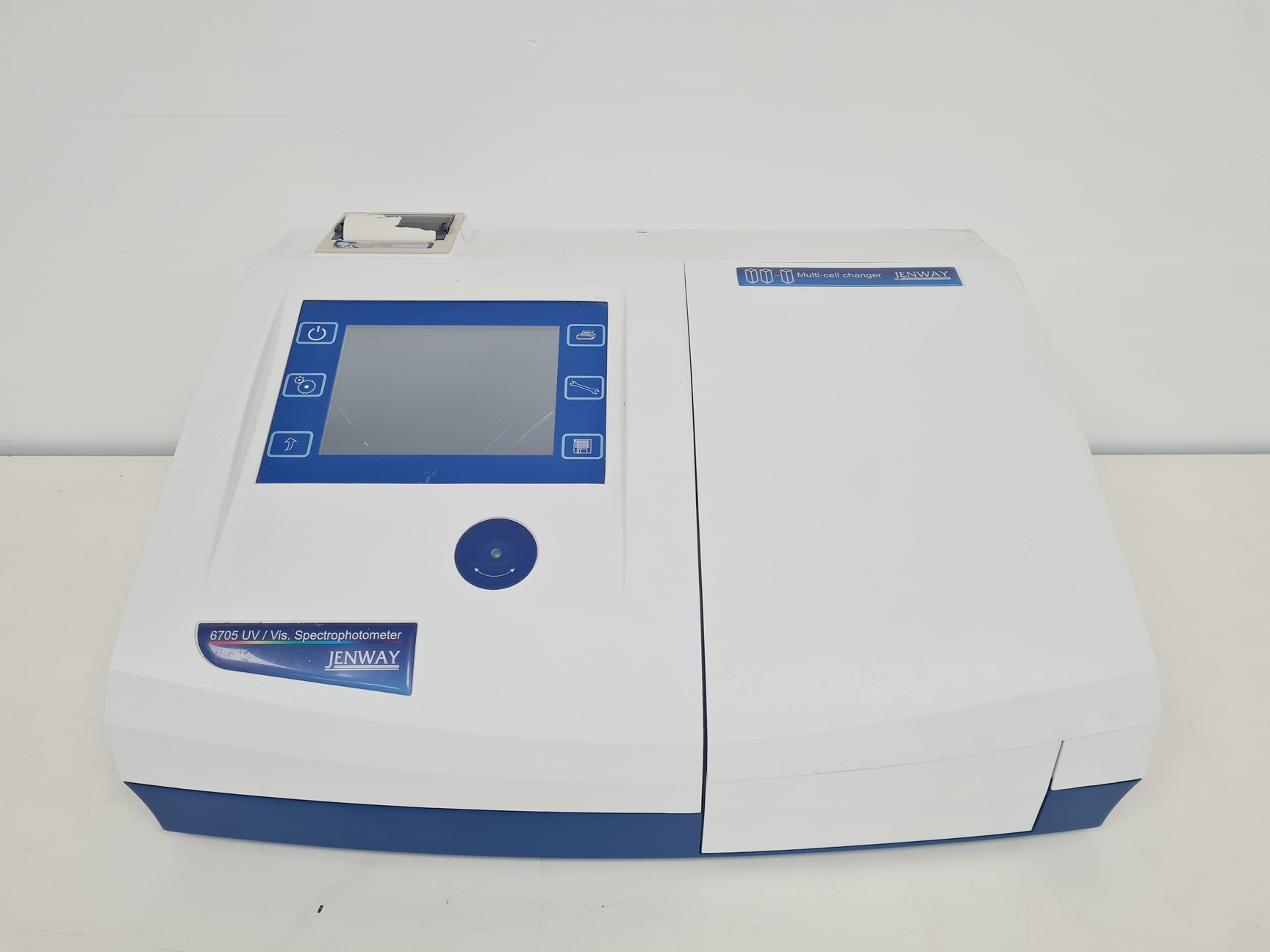 Image of Jenway 6705 UV/Vis Spectrophotometer Lab