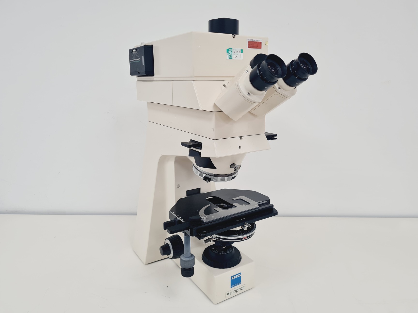 Image of Zeiss Axiophot Fluorescent Microscope Lab