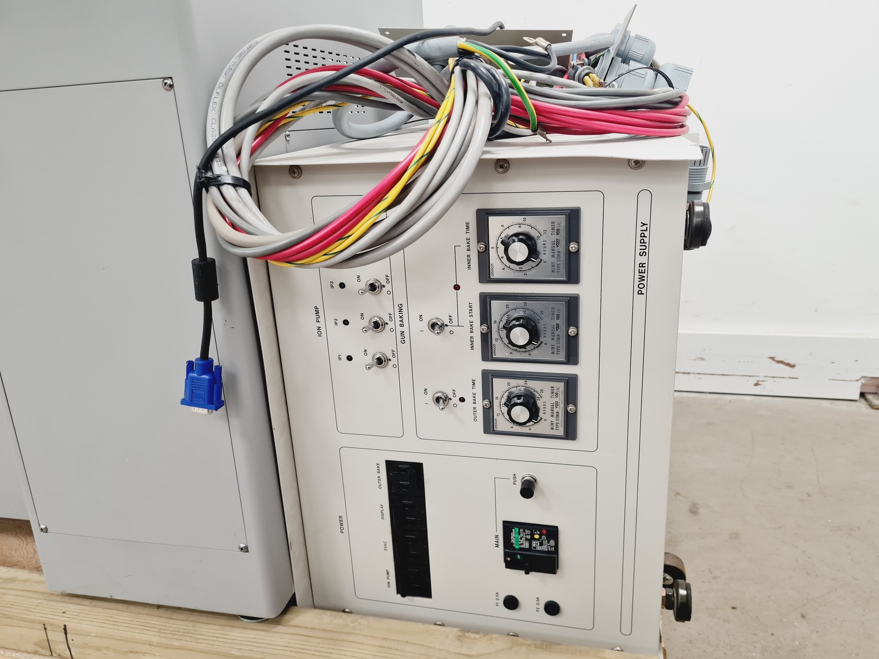 Image of Hitachi S-4300 Scanning Electron Microscope (SEM) System - Spares/Repair Lab