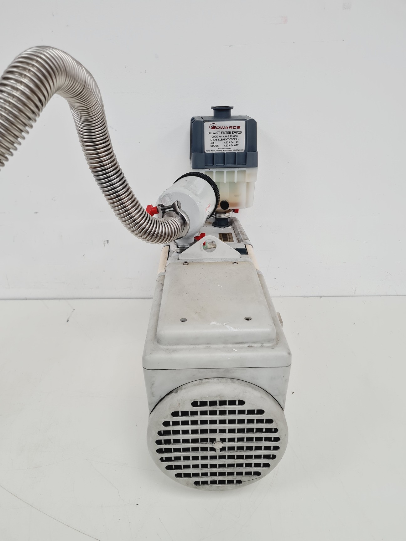 Image of Hitachi S-4300 Scanning Electron Microscope (SEM) System - Spares/Repair Lab