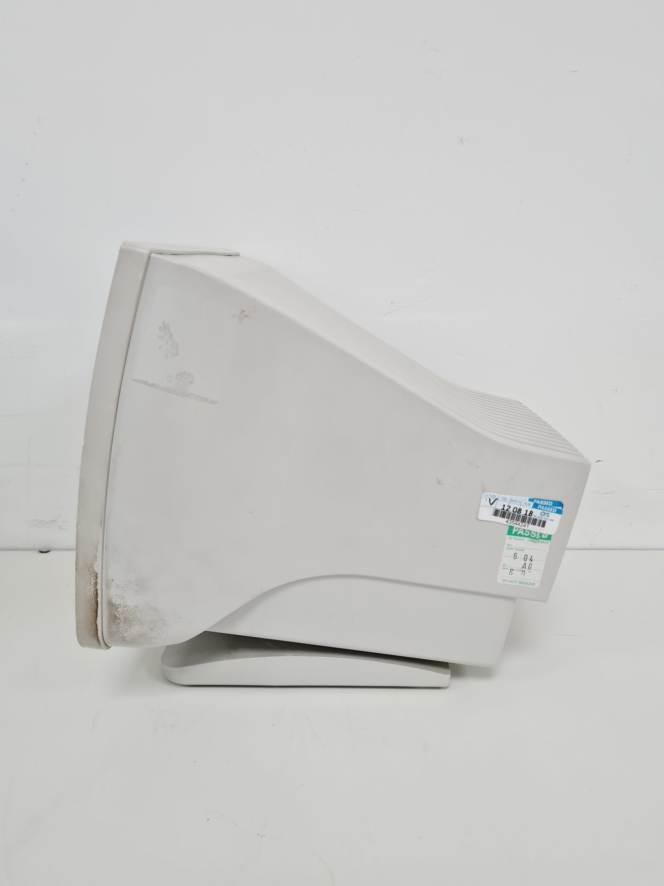 Image of Hitachi S-4300 Scanning Electron Microscope (SEM) System - Spares/Repair Lab