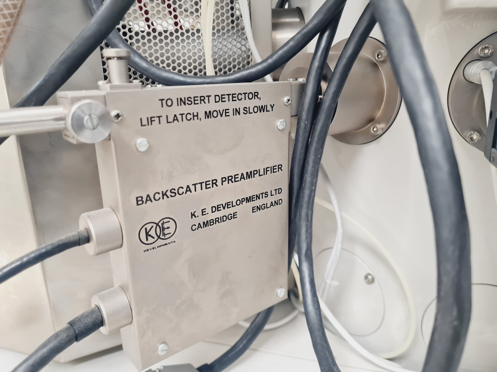 Image of Hitachi S-4300 Scanning Electron Microscope (SEM) System - Spares/Repair Lab