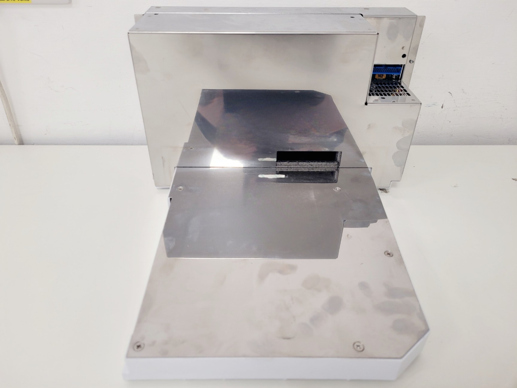 Image of Agilent Technologies G7167-60005 Sample Thermostat Lab