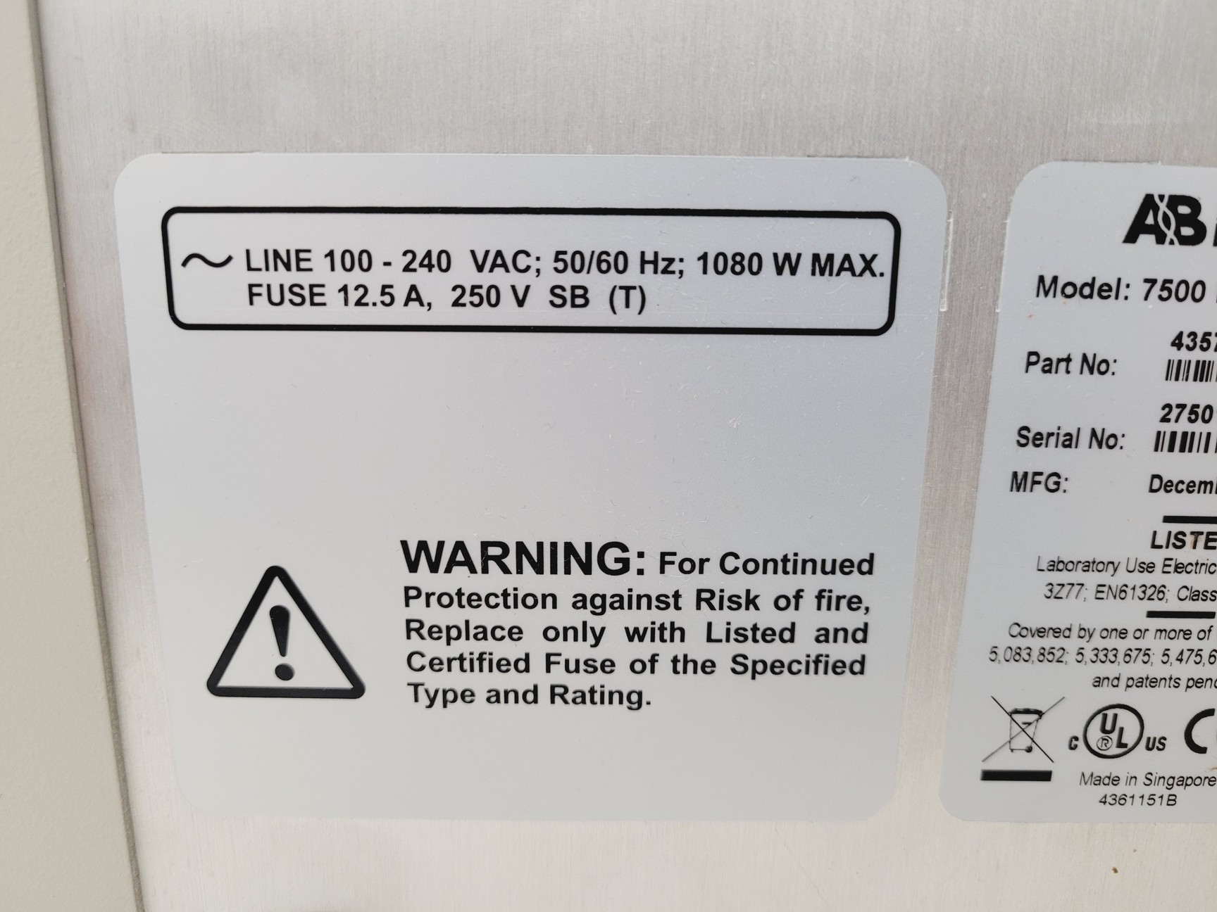 Image of Applied Biosystems 7500 Fast Real-Time PCR System Lab