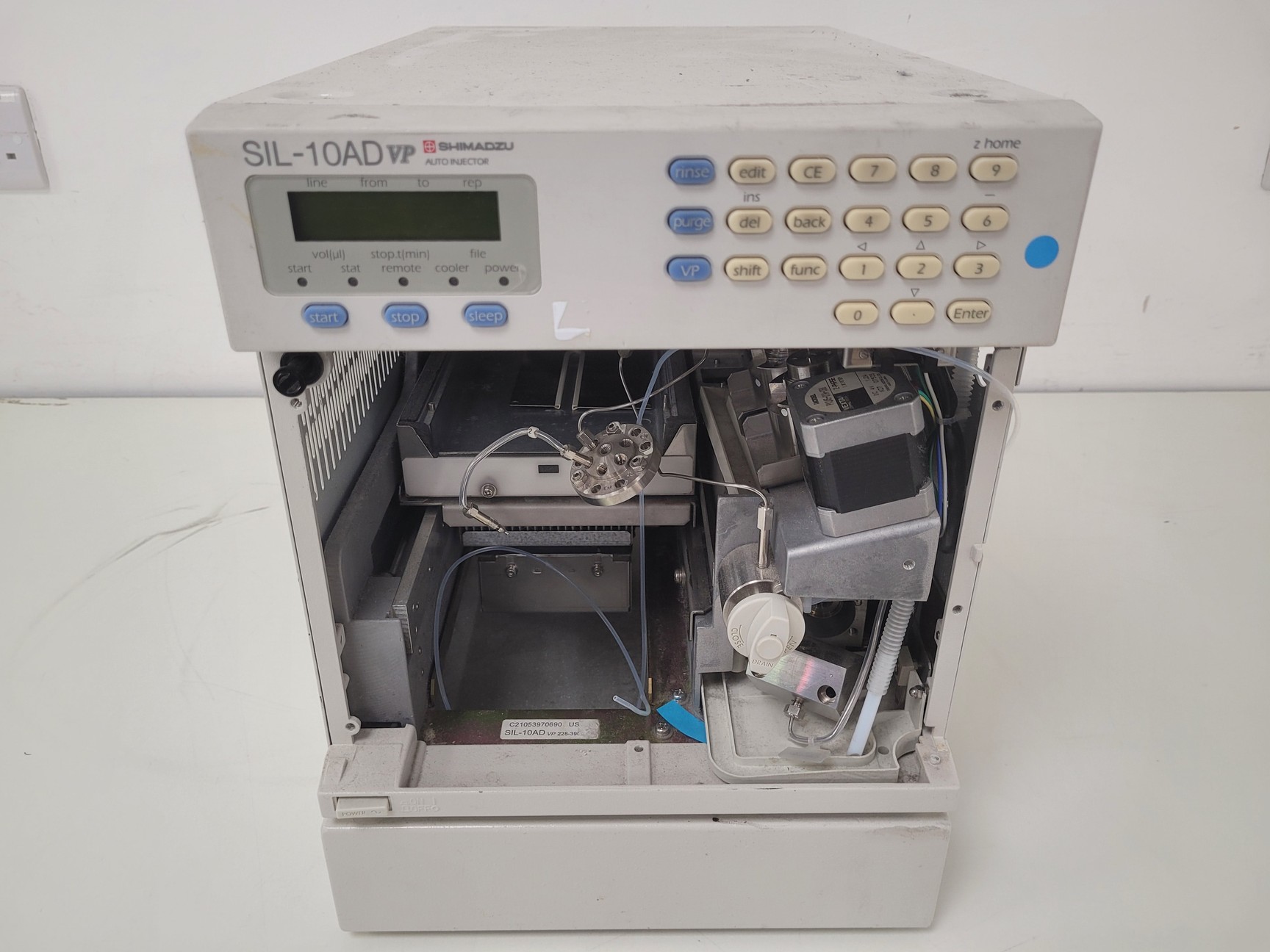 Sil Lab Shimadzu HPLC System - SPD -10AV, LC-10AD,SIL-10AD Lab