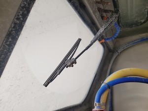 Thumbnail image of Vixen Aqua Blast 915 Wet Blasting Cabinet with Air Compressor and Salt Trolley