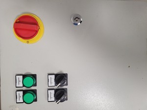 Thumbnail image of Vixen Aqua Blast 915 Wet Blasting Cabinet with Air Compressor and Salt Trolley