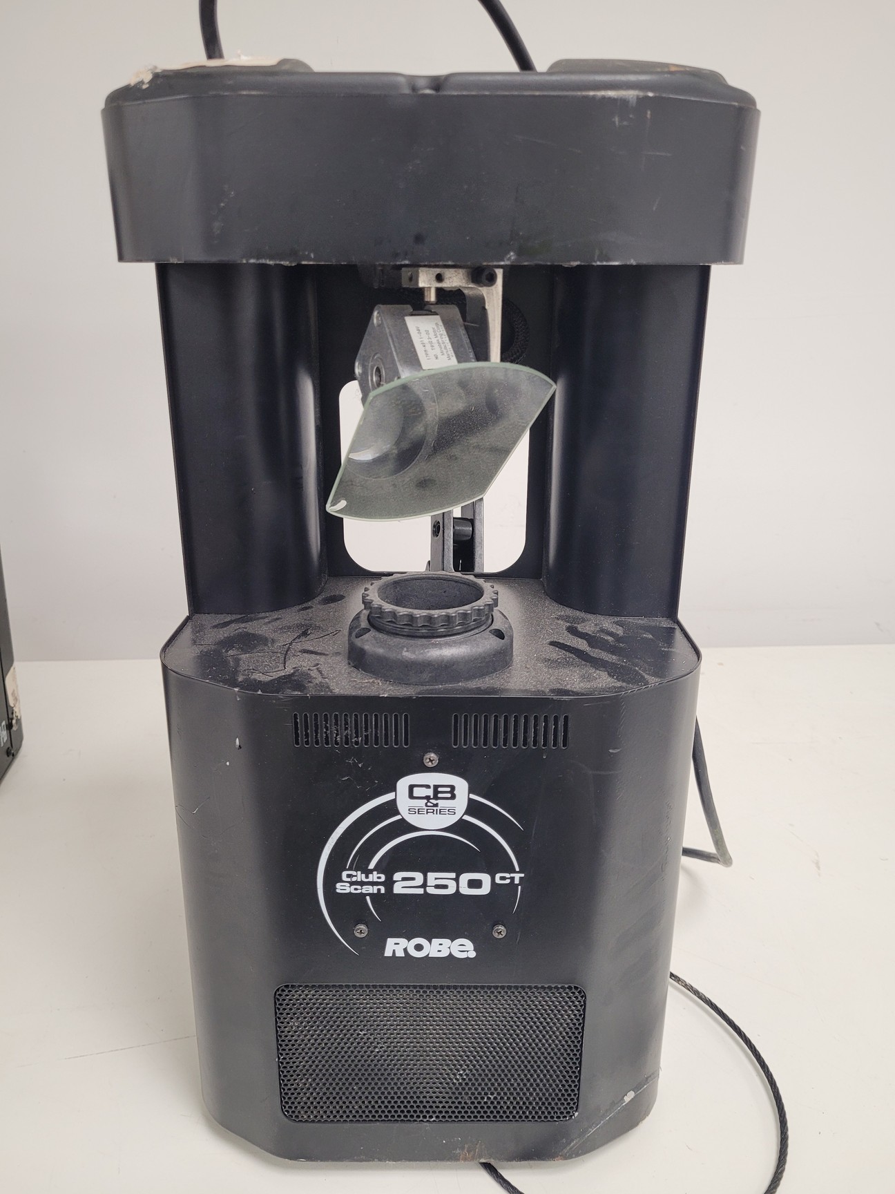 Image of Mixed Lighting Equipment -  Club Scan 250CT Robe, MAC 250TM Light etc