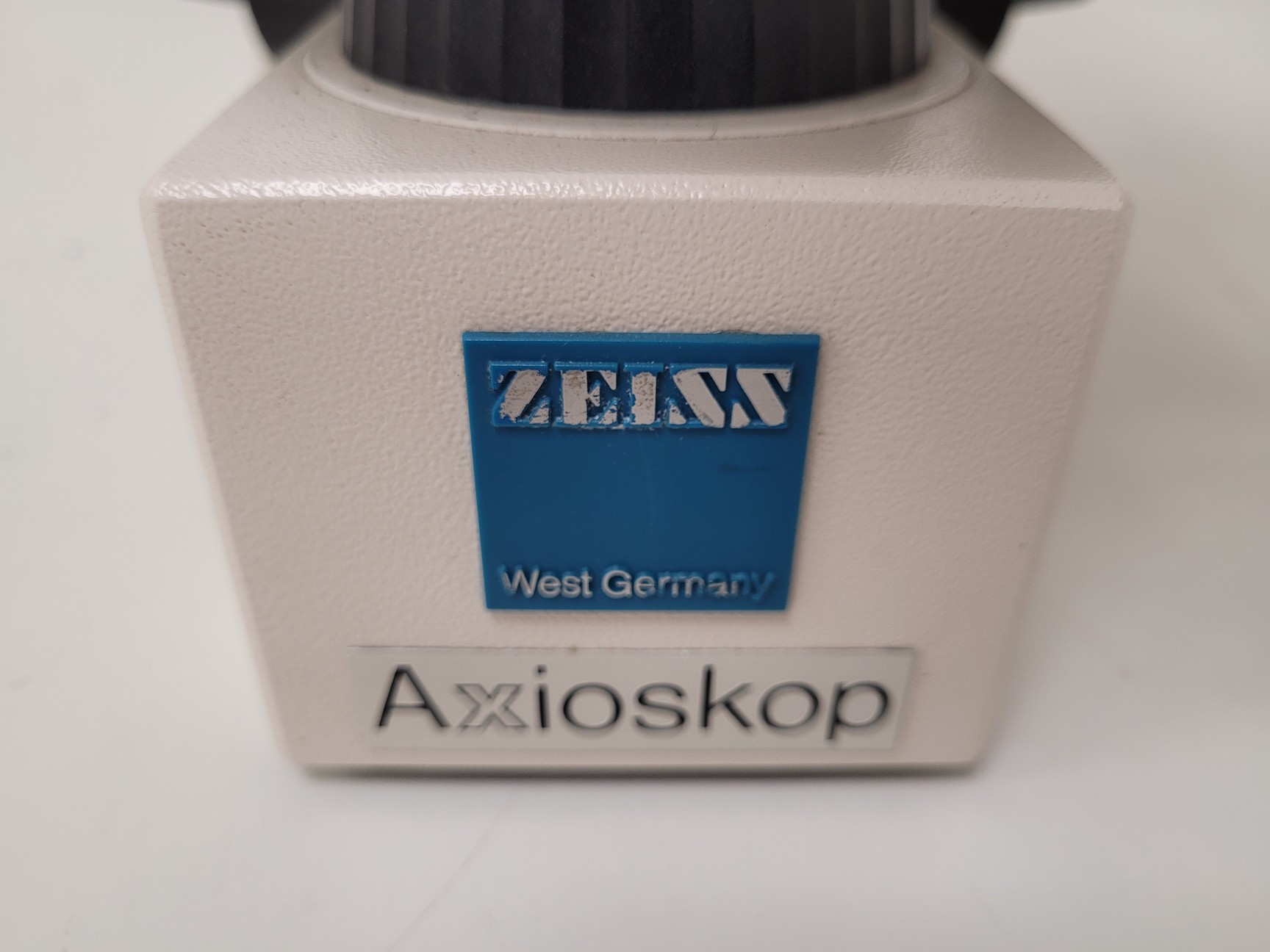 Image of Zeiss Axioskop Microscope w/ J04Z0H Power Supply Lab