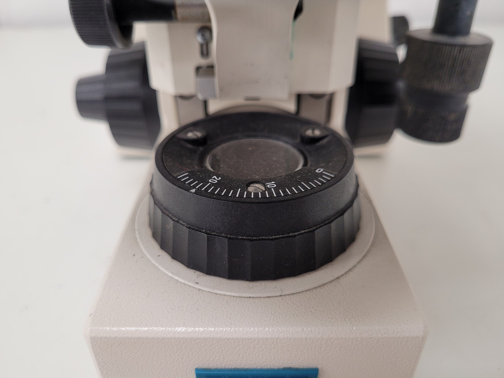 Image of Zeiss Axioskop Microscope w/ J04Z0H Power Supply Lab