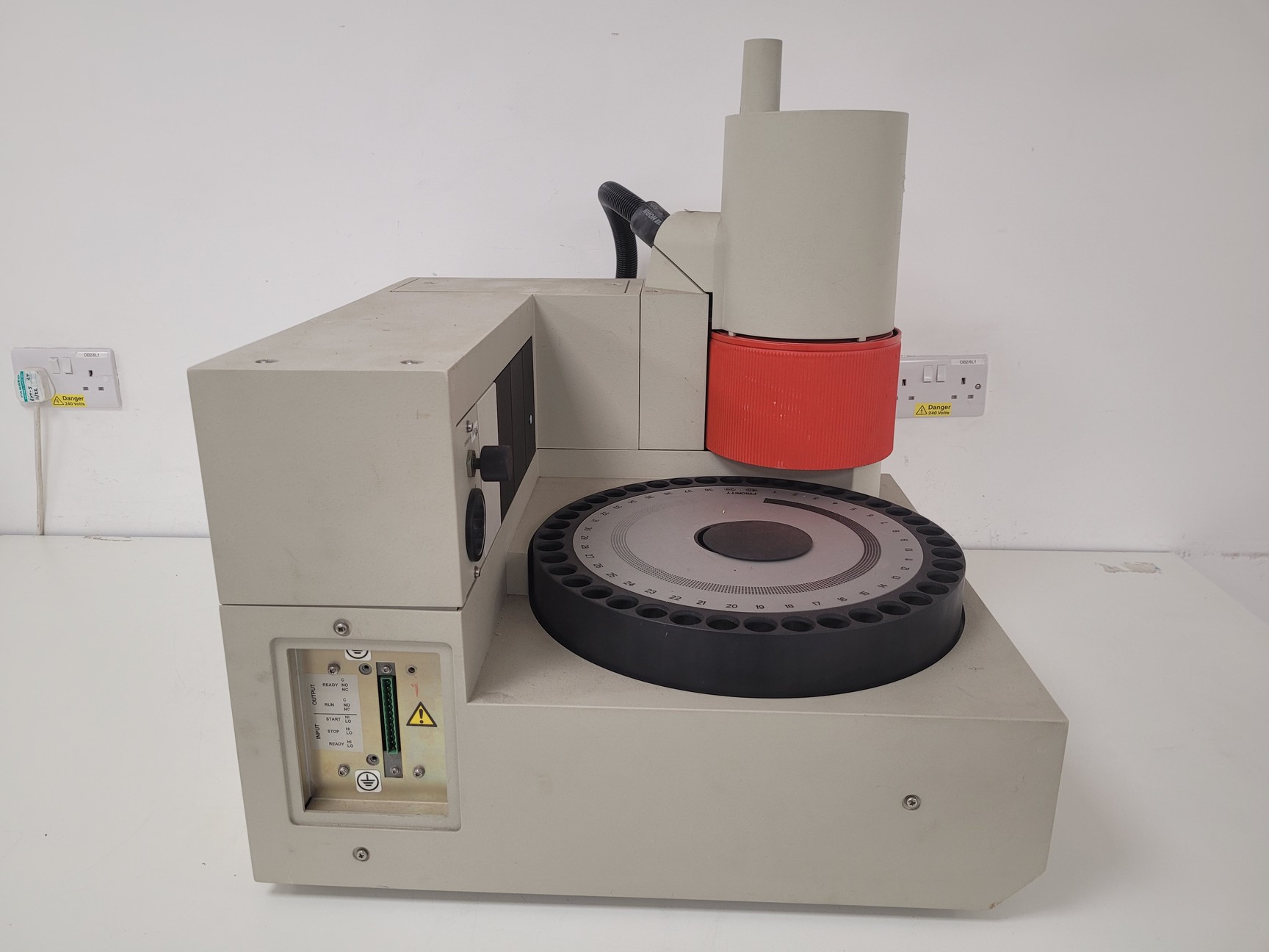 Image of Perkin Elmer HS 40XL Headspace Sampler Lab