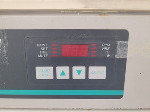 Thumbnail image of New Brunswick Scientific Innova 4000 Benchtop Incubator Shaker Lab