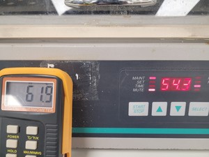 Thumbnail image of New Brunswick Scientific Innova 4000 Benchtop Incubator Shaker Lab