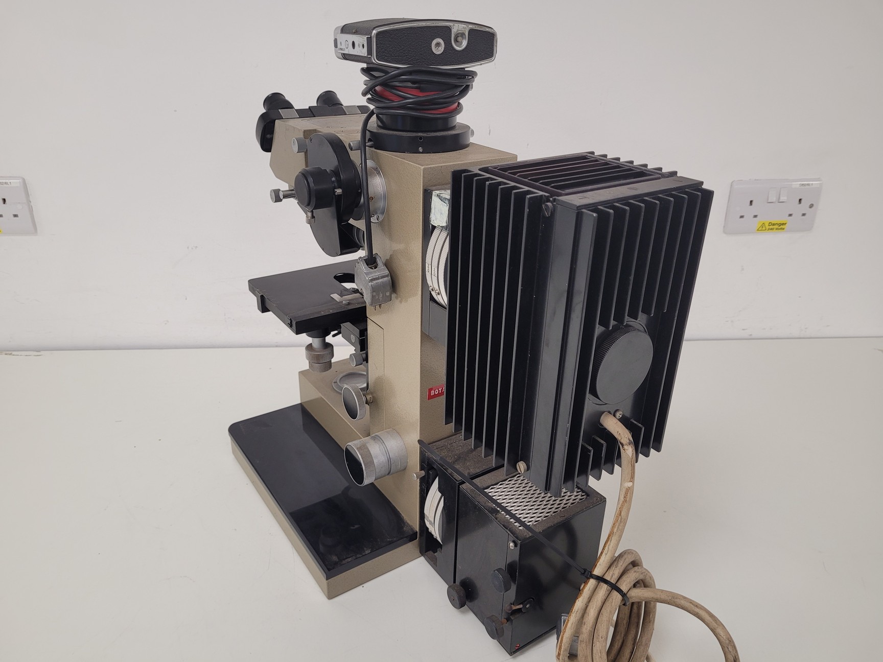 Vickers M41 Photoplan Fluorescence Microscope w/ Microplan 40/0.7 ...