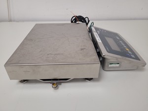 Thumbnail image of Minebea Intec Combics 2 CAW2S1-30ED-I Weighing Scale Lab