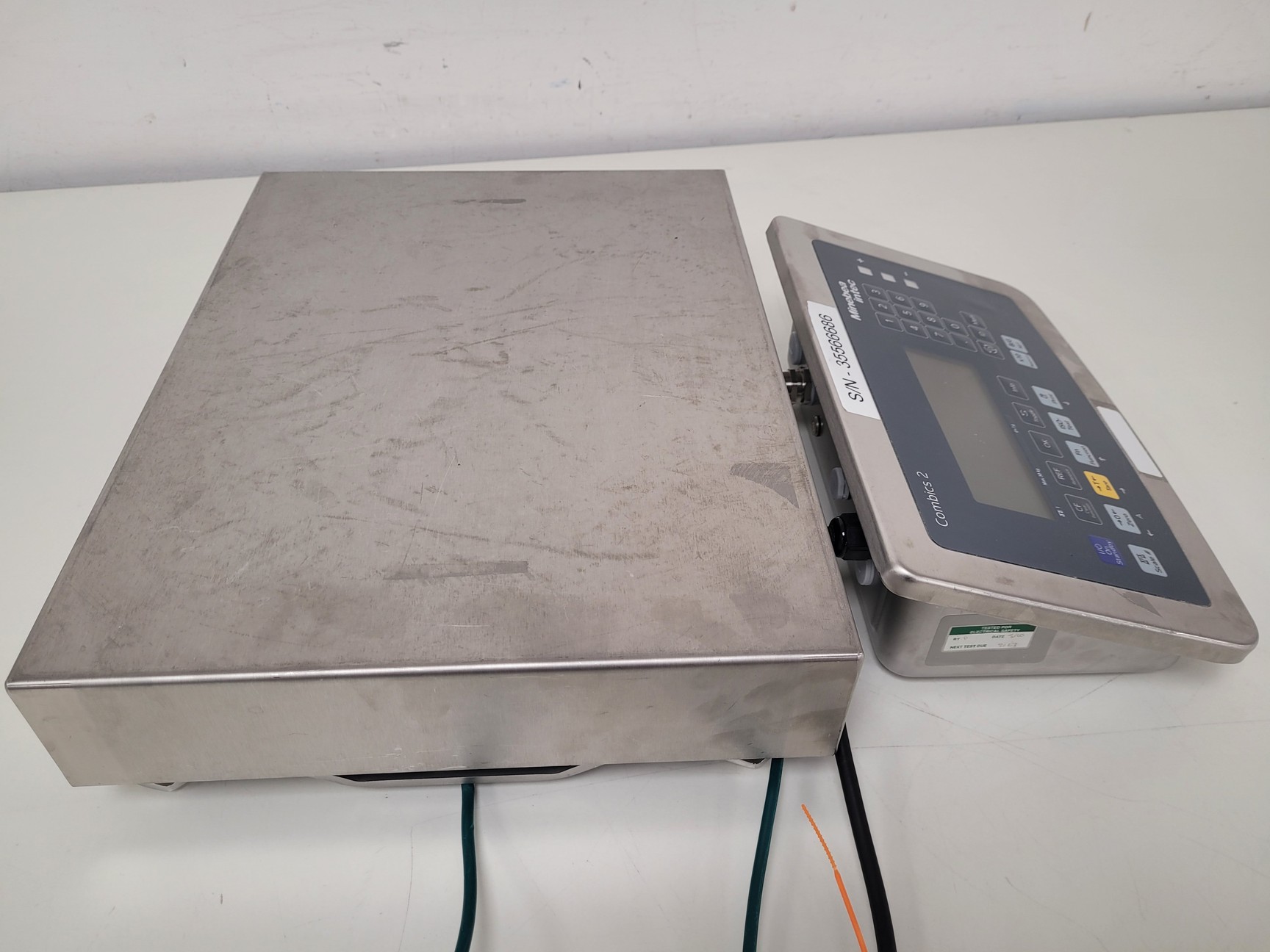 Image of Minebea Intec Combics 2 Model-CAW2S1-30ED-I Weighing Scale Lab