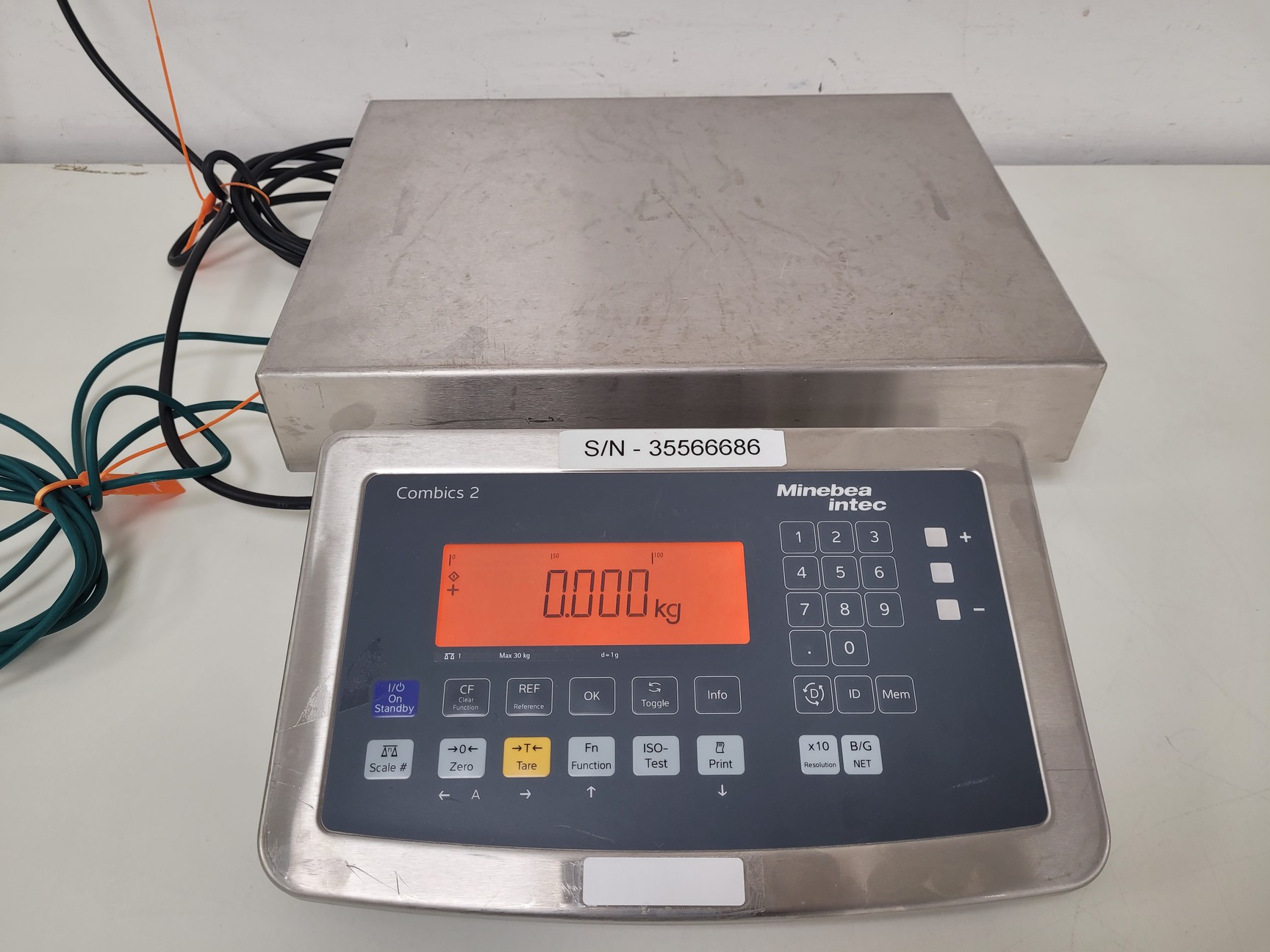 Image of Minebea Intec Combics 2 Model-CAW2S1-30ED-I Weighing Scale Lab