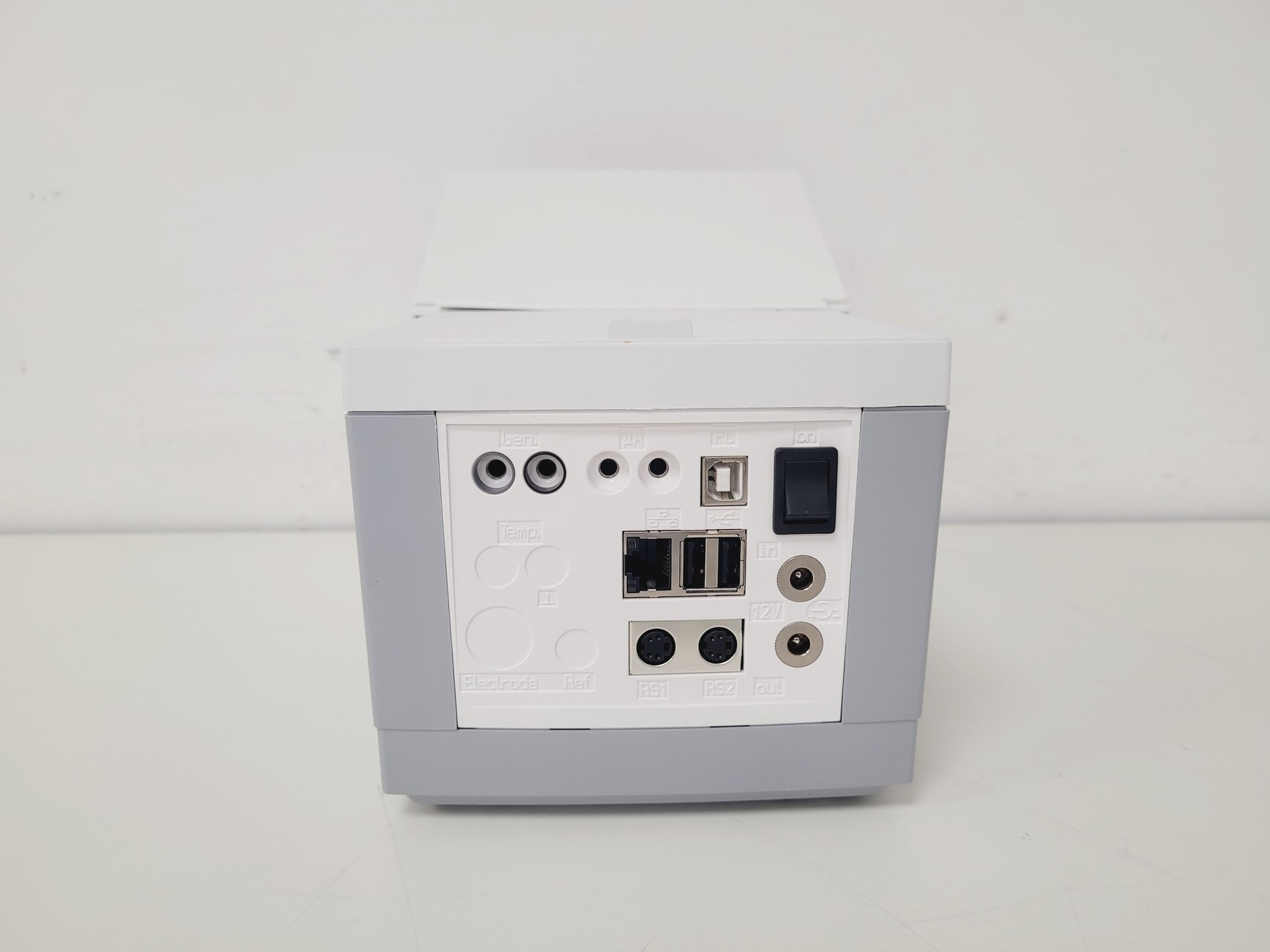 Image of SI Analytics TitroLine 7500 KF Trace Lab