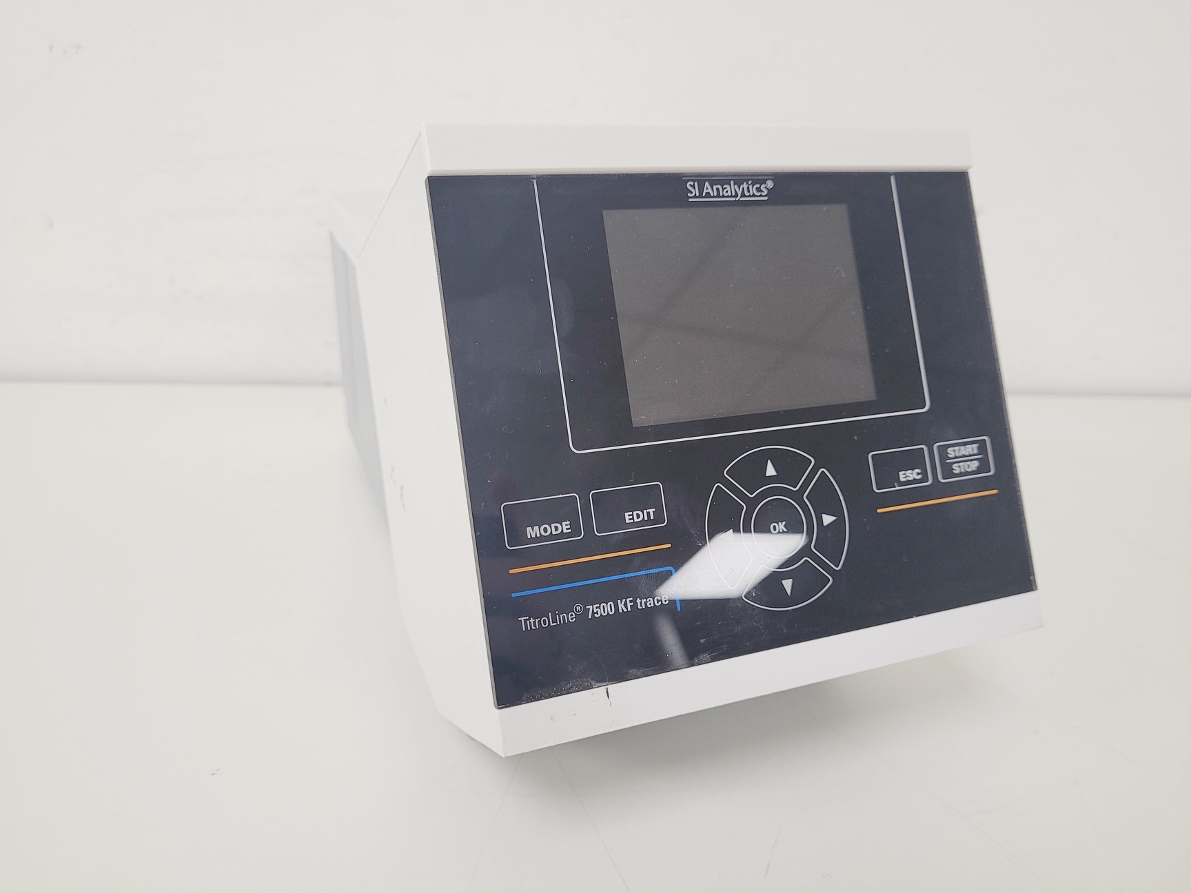 Image of SI Analytics TitroLine 7500 KF Trace Lab