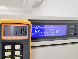 Thumbnail image of PHCBI MIR-254-PE Cooled Incubator Lab