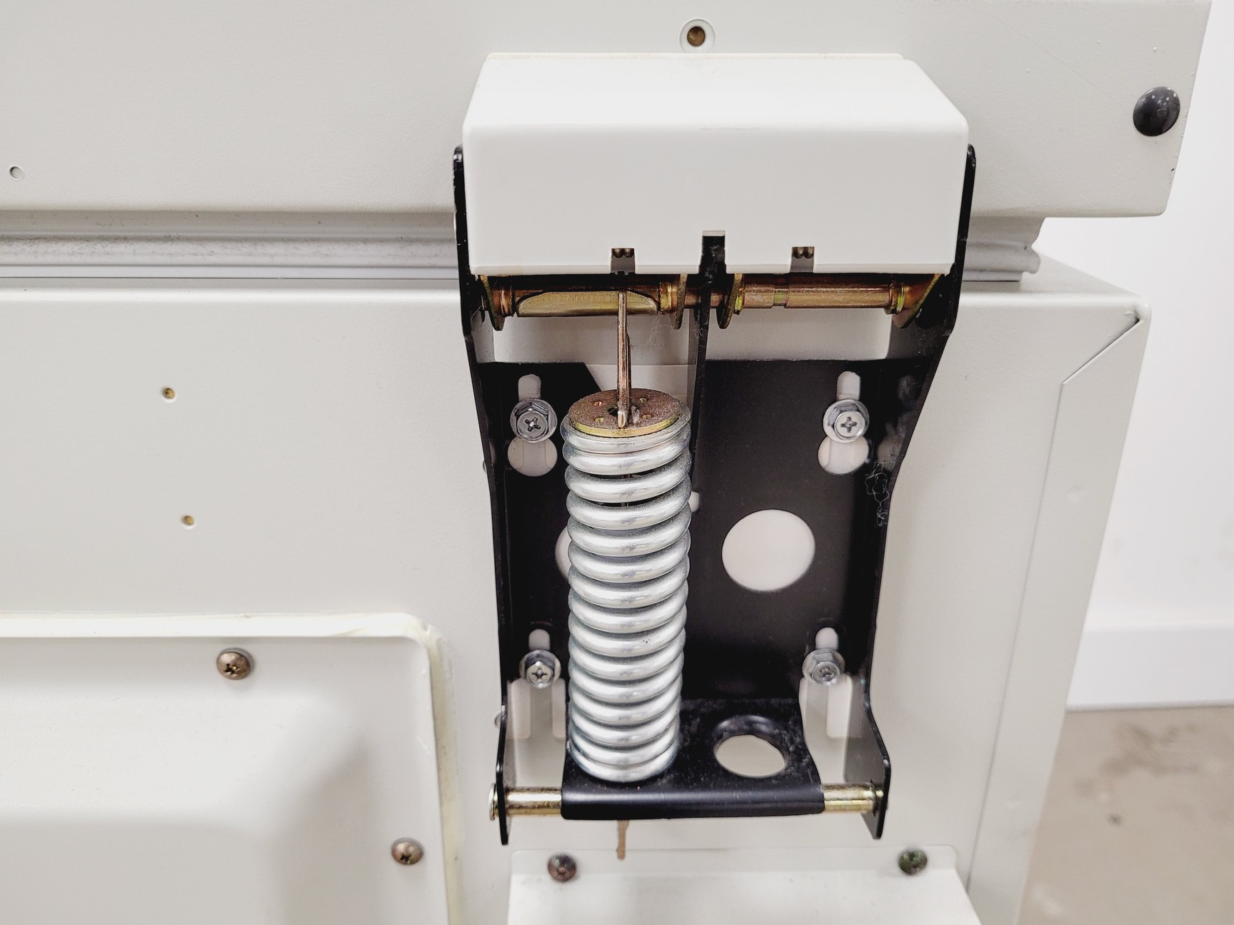 Image of Sanyo MDF-192 Ultra Low-Temperature Freezer Lab
