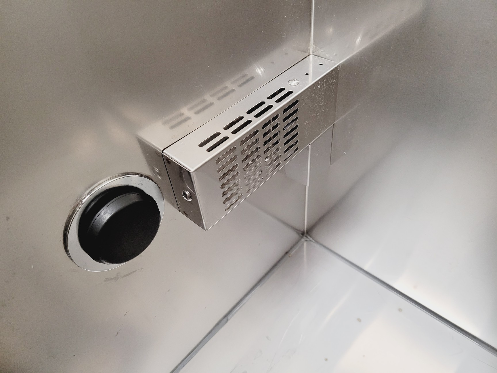 Image of Sanyo MDF-192 Ultra Low-Temperature Freezer Lab