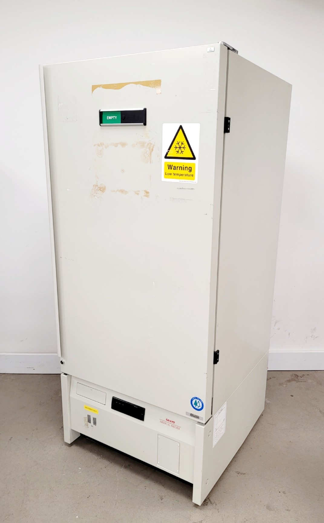 Image of Sanyo MDF-U442 Medical Freezer Lab