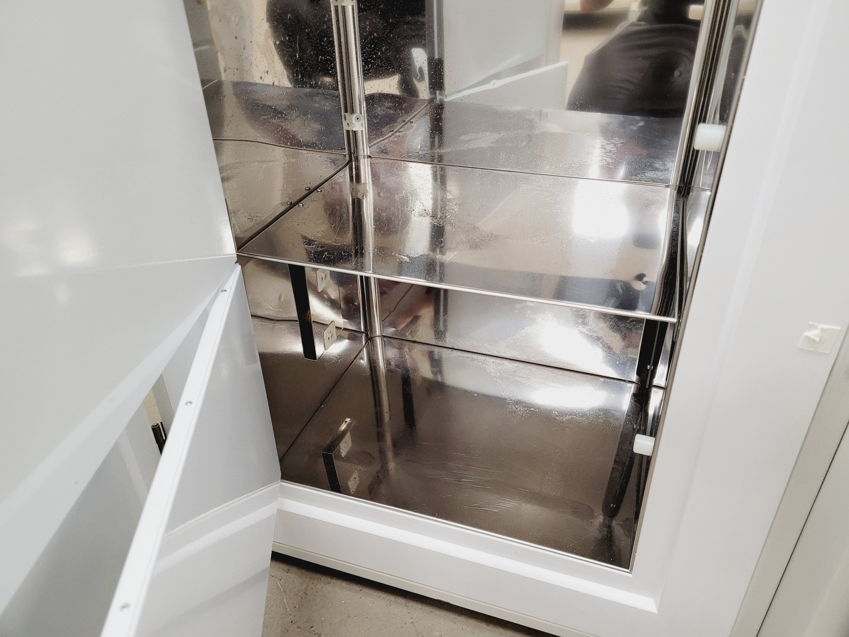 Image of New Brunswick U67-85 U6785 Benchtop Ultra Low Temperature Freezer Lab Faulty