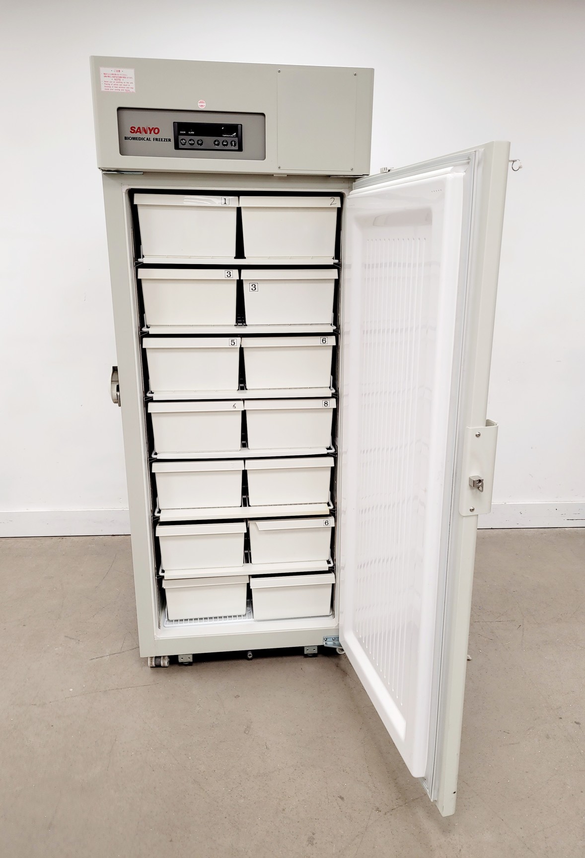 Image of Sanyo MDF-U730M Biomedical Freezer Lab