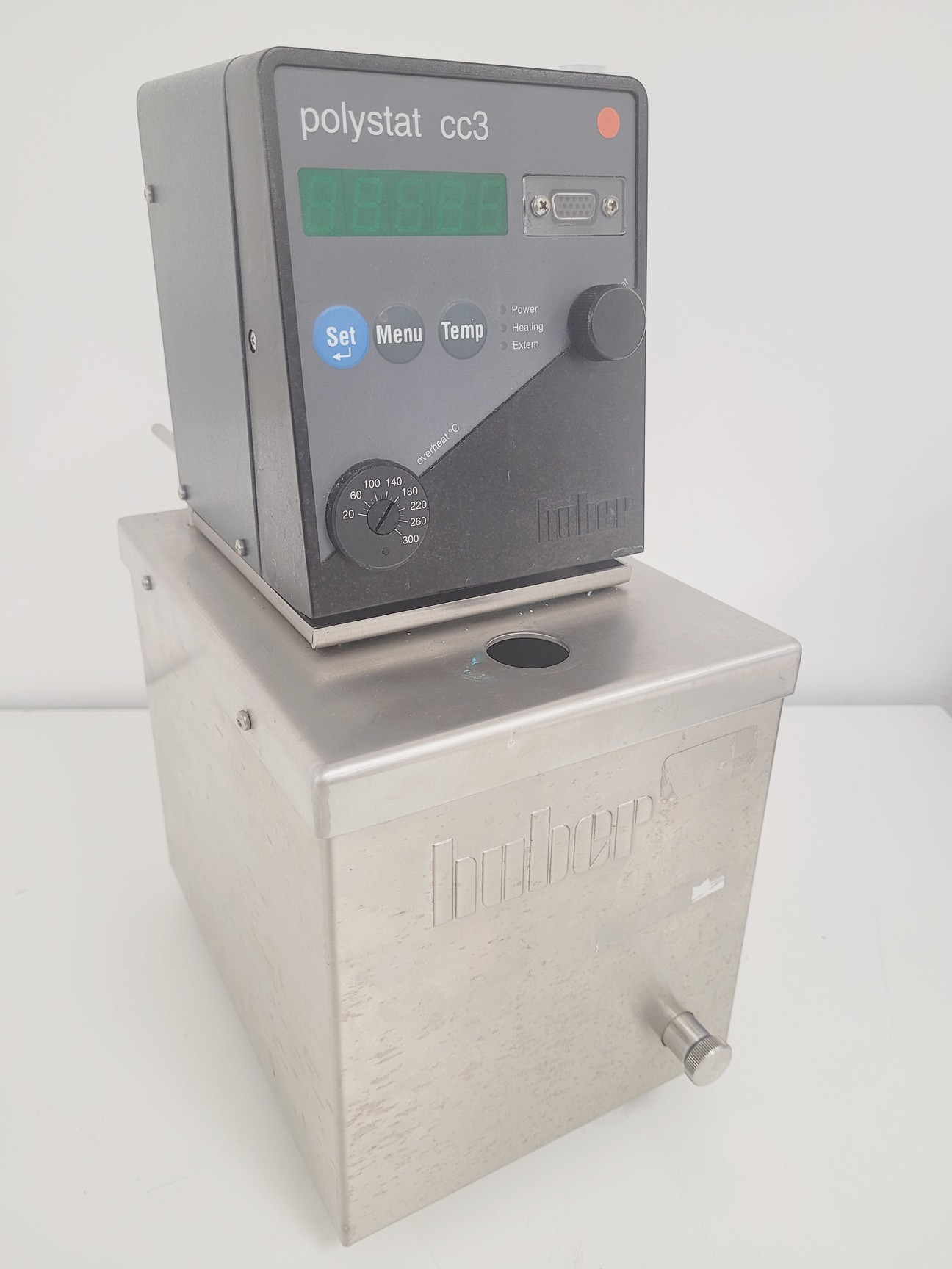 Image of Huber 2 Litre Water Bath w/ Polystat CC3 Thermostat Lab