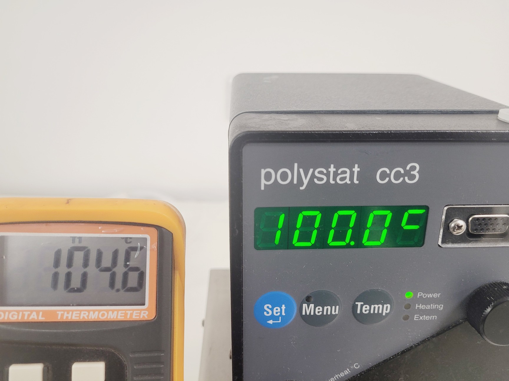 Image of Huber 2 Litre Water Bath w/ Polystat CC3 Thermostat Lab