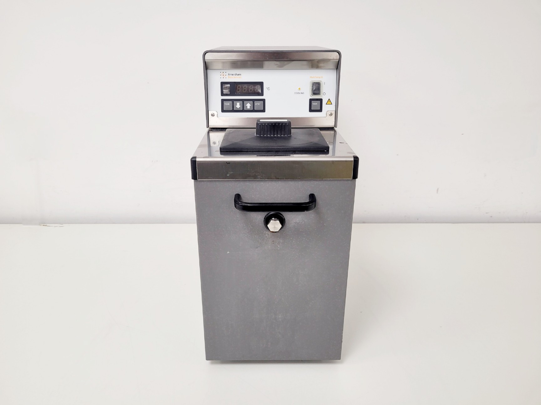 Image of Amersham Biosciences MultiTemp III Chiller Circulator Water Bath Lab