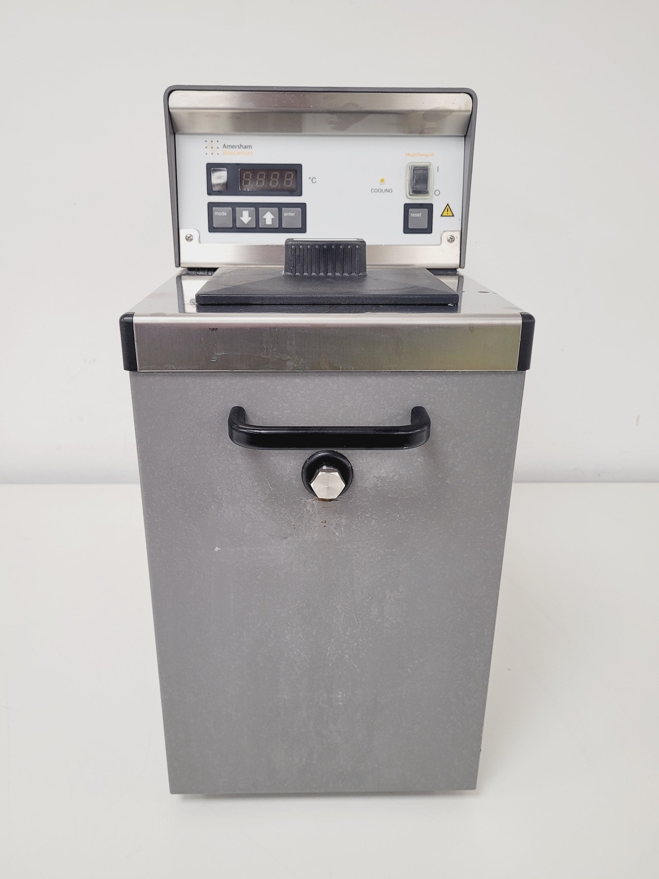 Image of Amersham Biosciences MultiTemp III Chiller Circulator Water Bath Lab