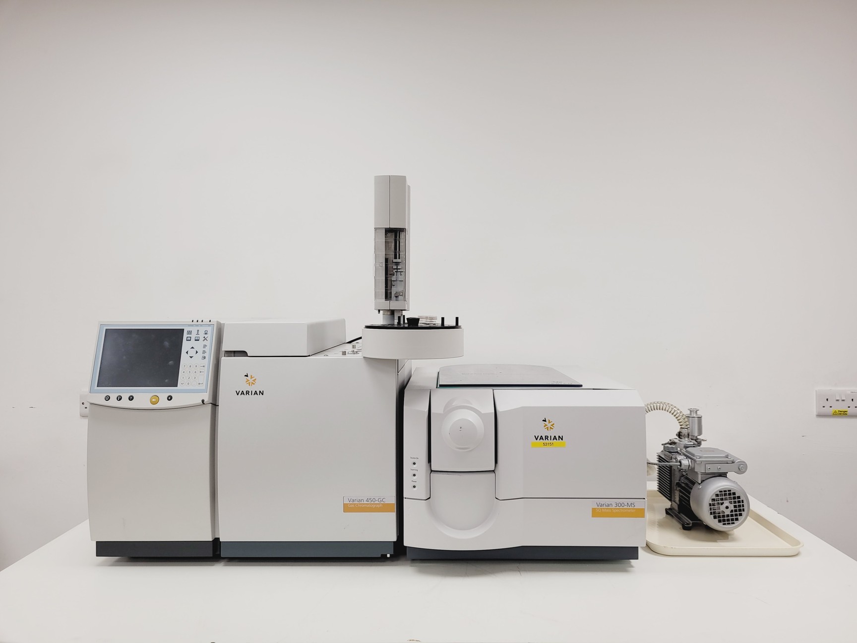 Image of Varian 450-GC GC-MS System w/ 300-MS SQ Mass Spectrometer & CP 8410 Autosampler