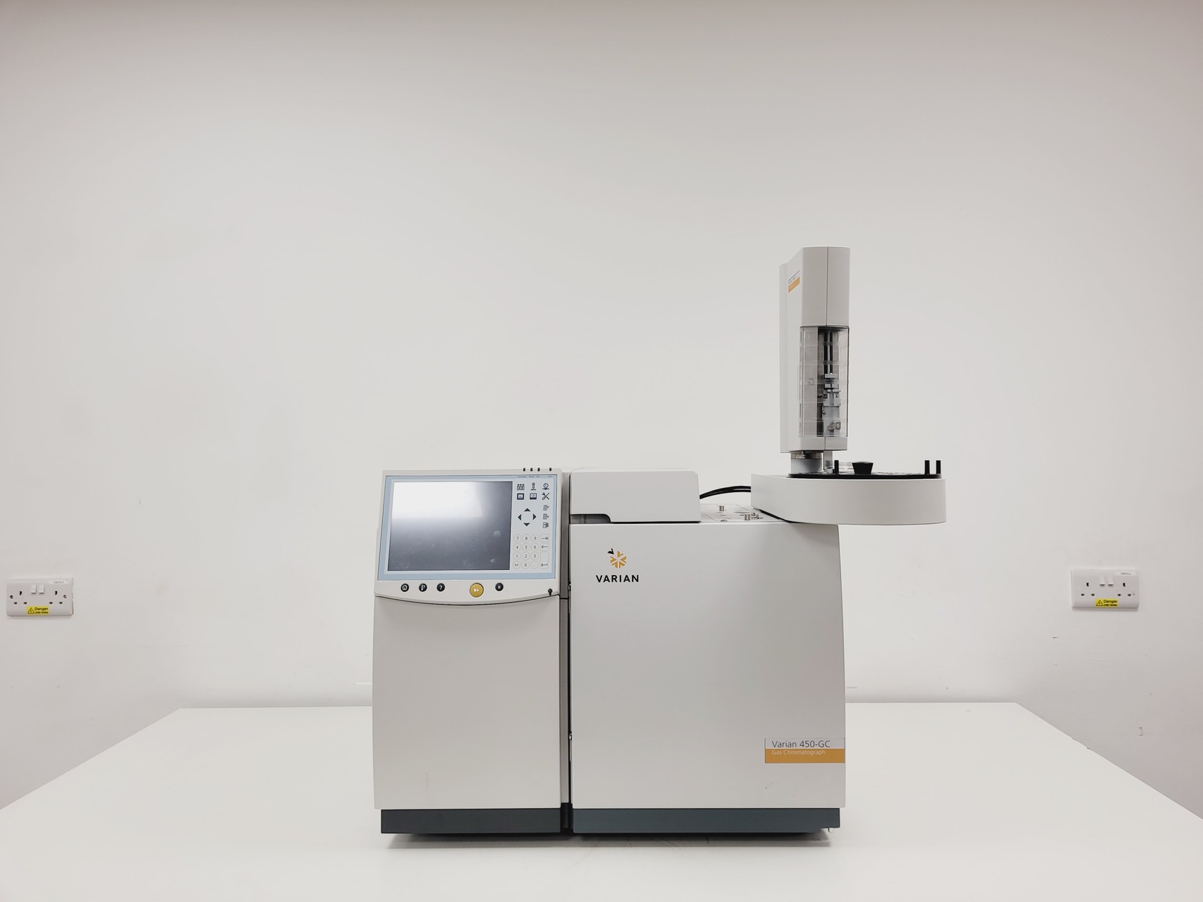 Image of Varian 450-GC GC-MS System w/ 300-MS SQ Mass Spectrometer & CP 8410 Autosampler