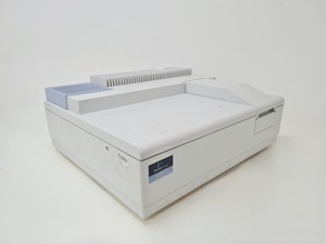 Image of Perkin Elmer Lambda 25 UV/VIS Spectrometer Lab