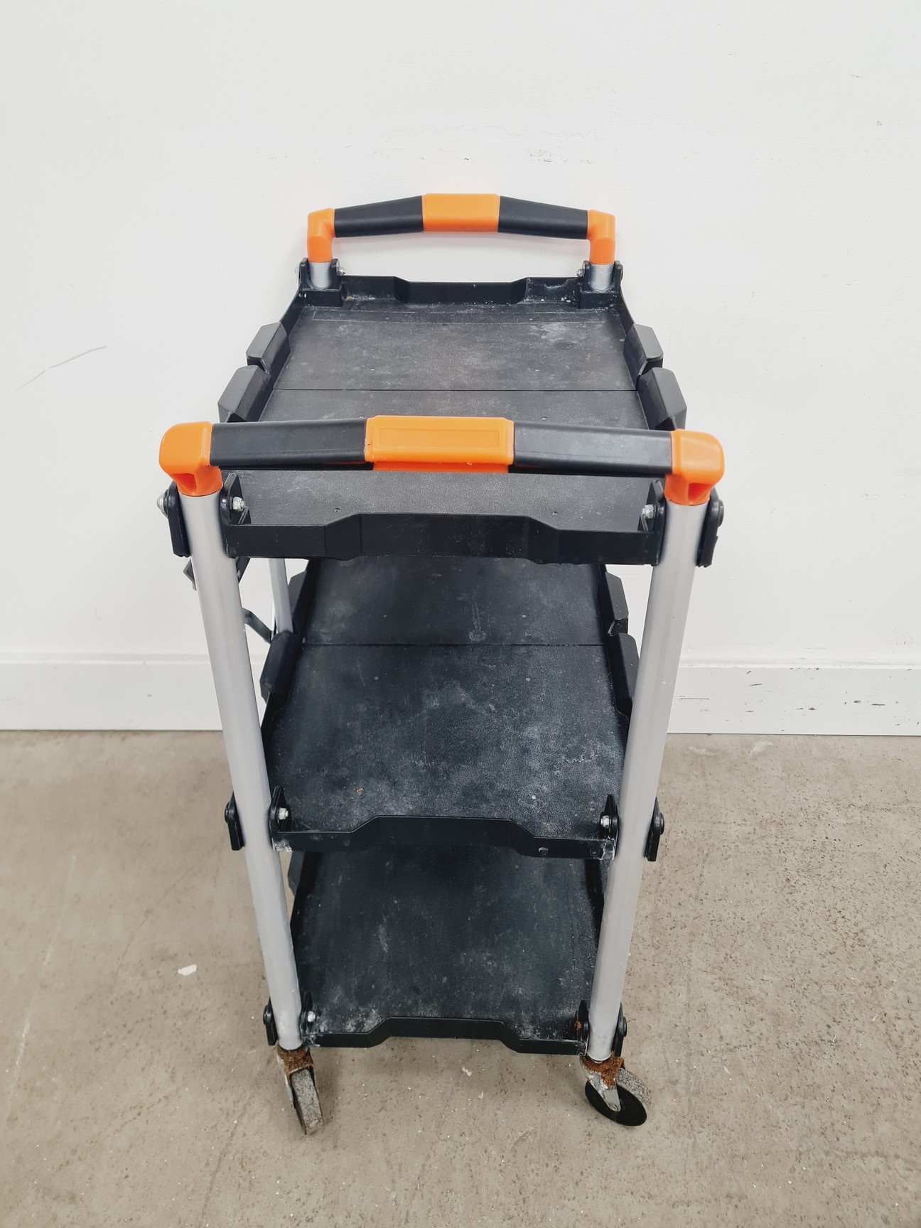 Image of Foldable 3 Shelf Trolley Lab