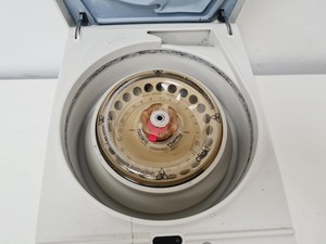 Thumbnail image of Thermo Scientific Pico 17 Centrifuge w/ Fixed Angle Rotor Lab