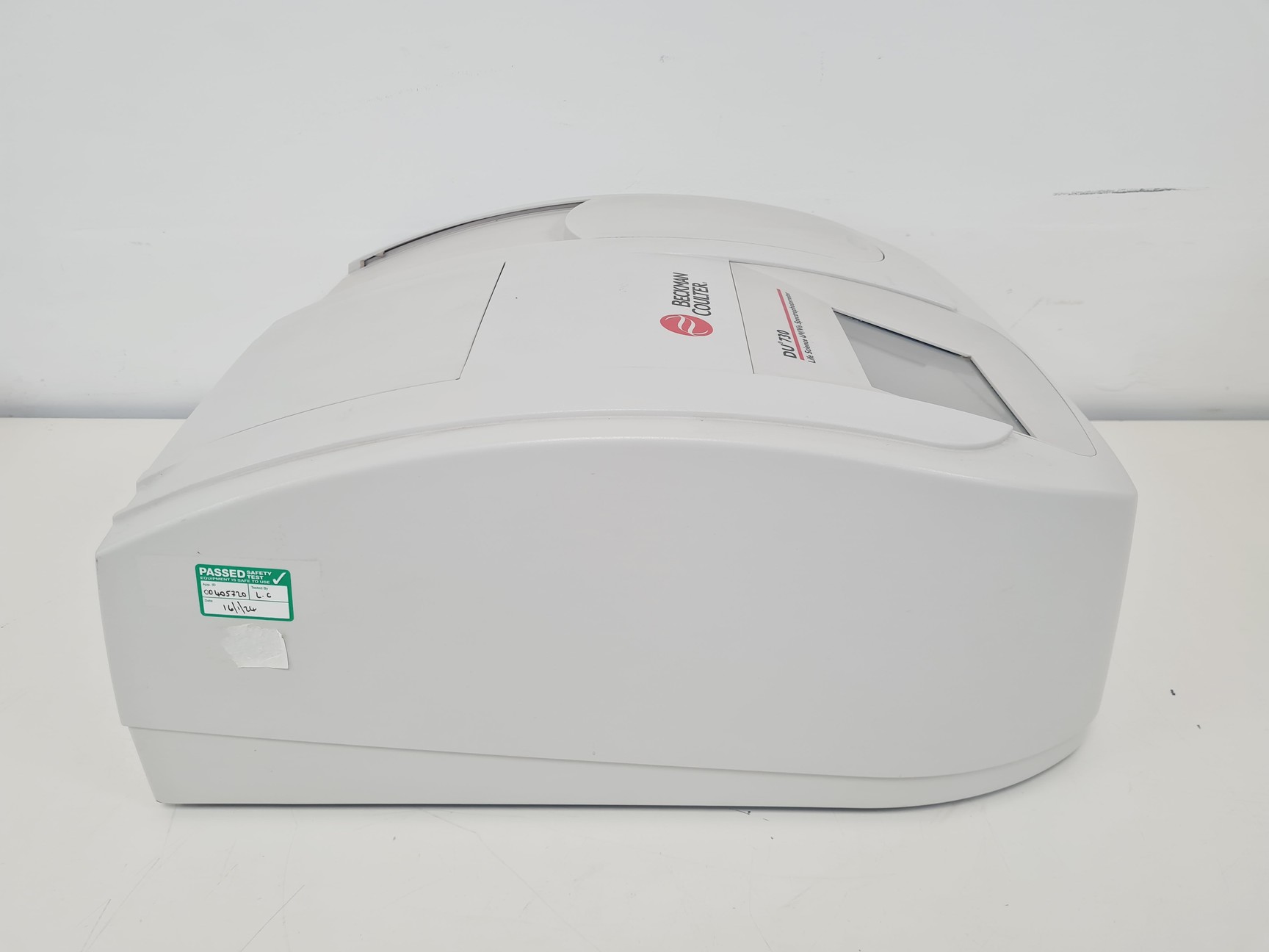 Image of Beckman Coulter DU730 UV/Vis Spectrophotometer - New Tungsten Lamp Lab