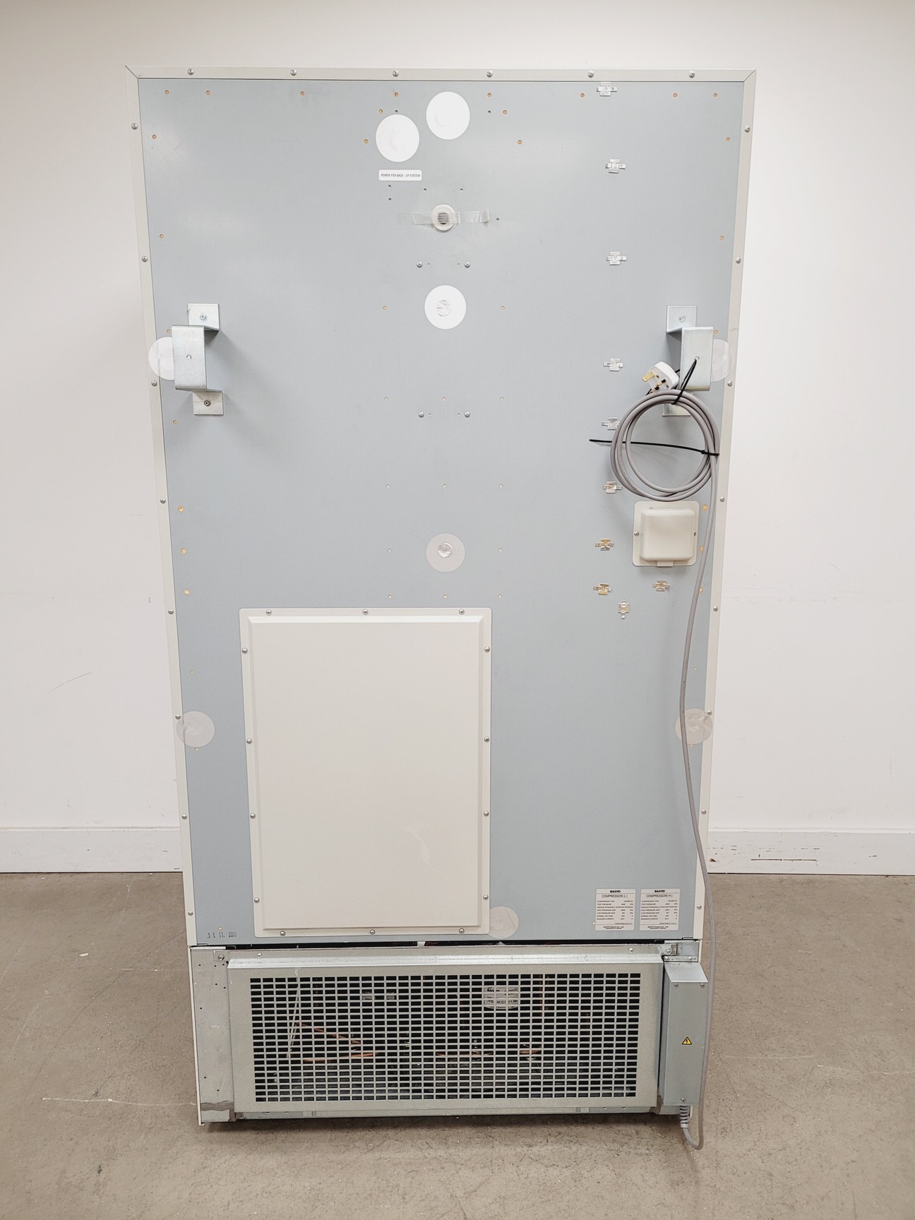 Image of Sanyo MDF-U76V -86 Ultra Low Temperature Freezer Lab