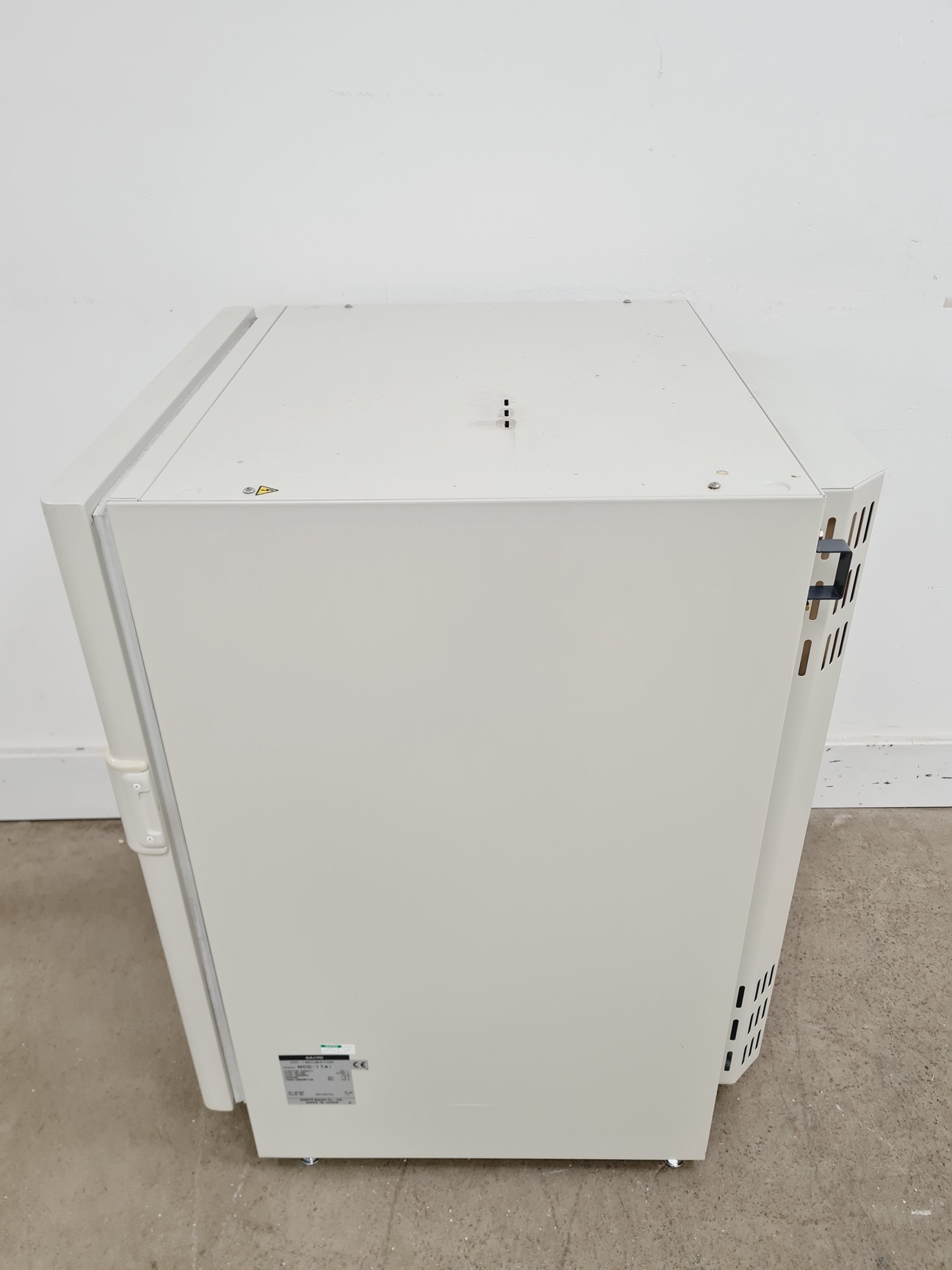 Image of Sanyo MCO-17AI CO2 Incubator Lab