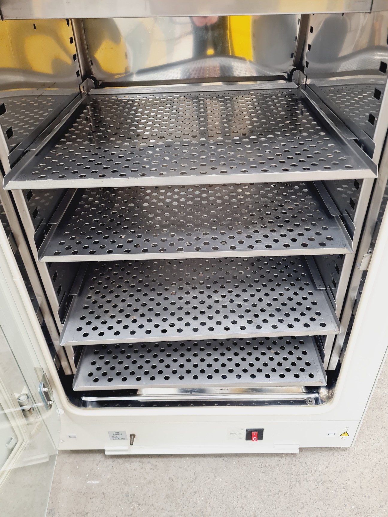 Image of Sanyo MCO-17AI CO2 Incubator Lab