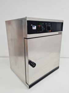 Thumbnail image of Memmert BM400 Lab Incubator Lab