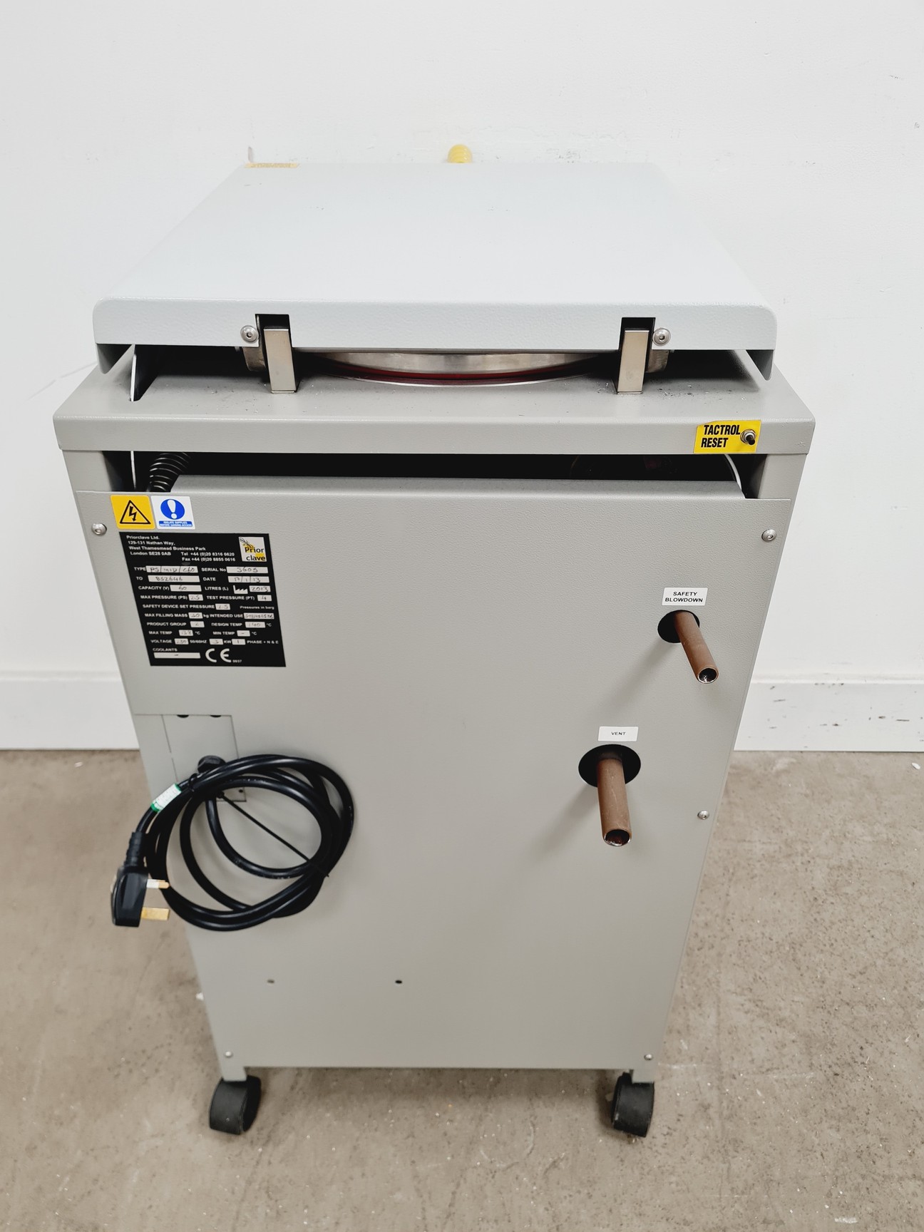 Image of Priorclave Compact 60 Floorstanding Autoclave PS/MID/C60 Lab