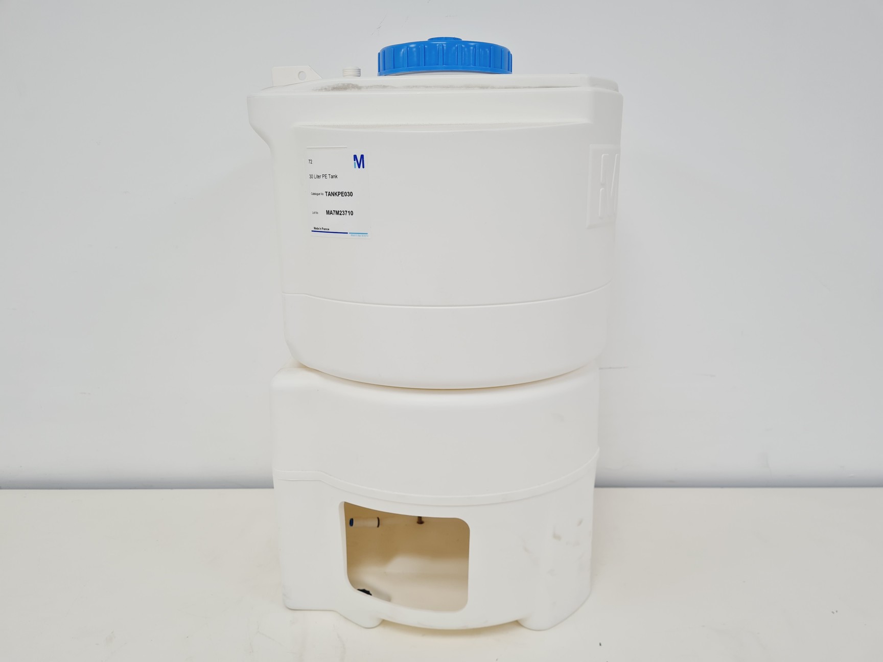 Image of Millipore Direct-Q 3UV-R Water Purification System Lab