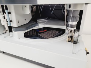 Thumbnail image of Dionex UltiMate 3000 HPLC System - Wavelength Detector, Pump, Autosampler Lab