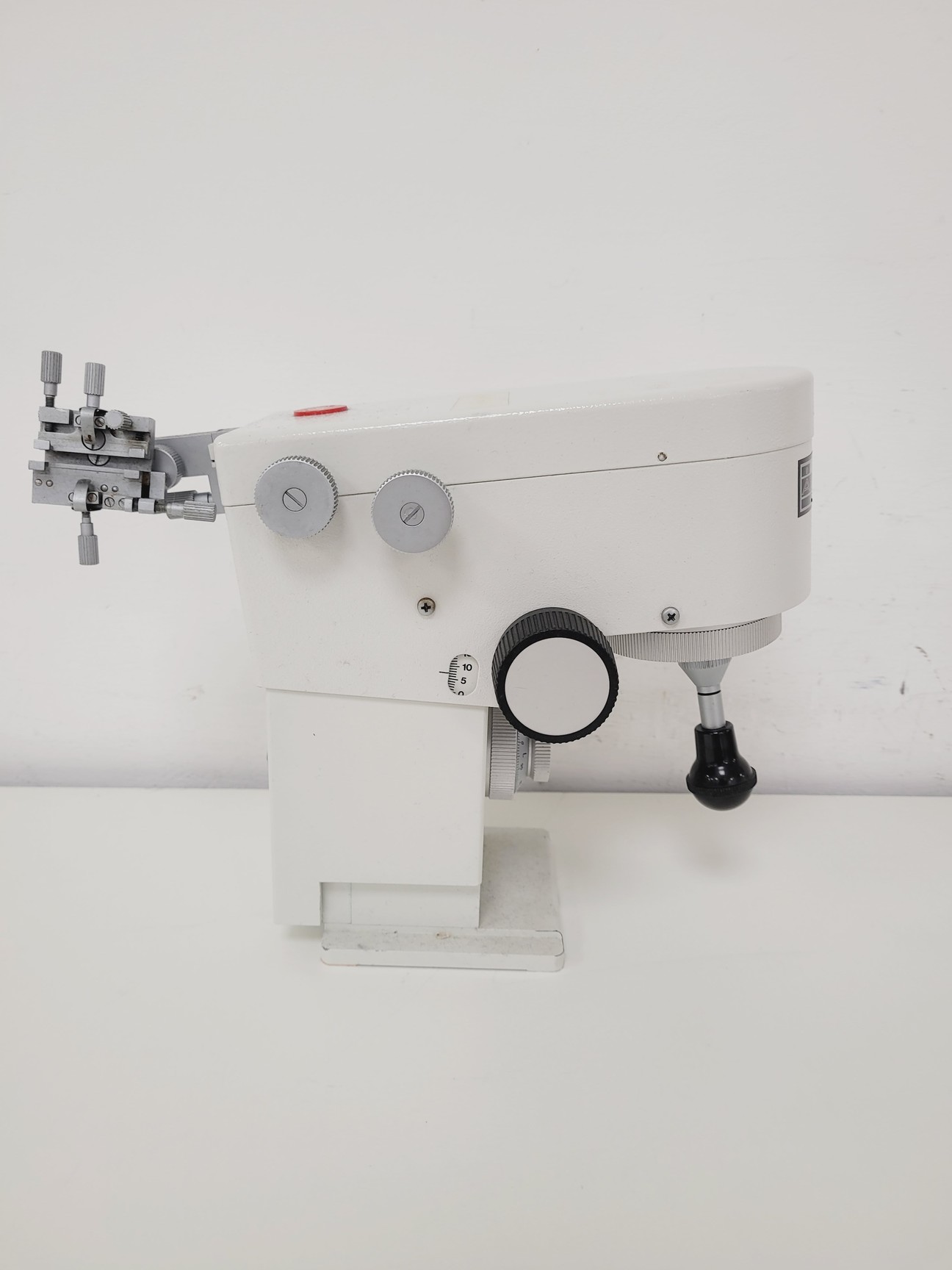 Image of Leitz MicroManipulator Lab