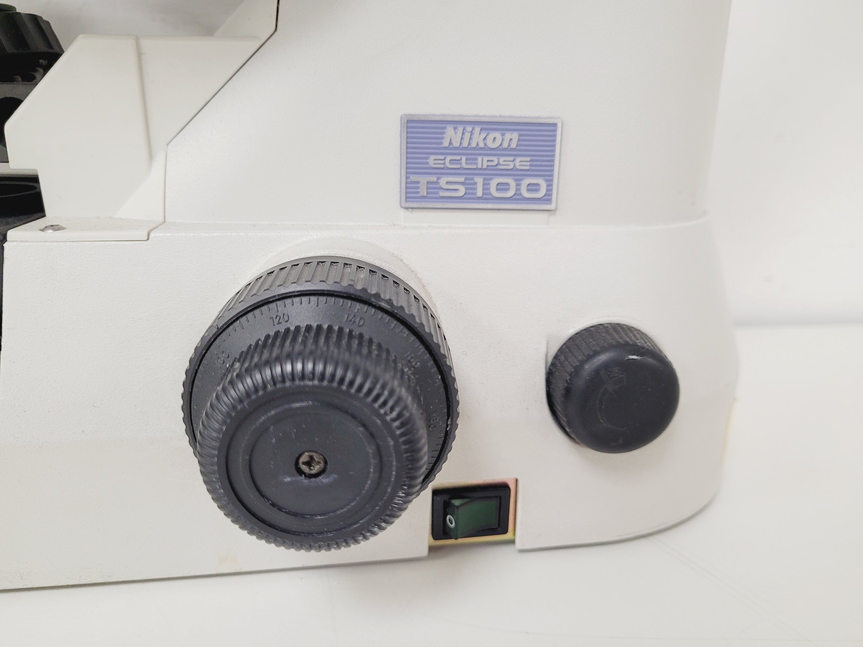 Image of Nikon Eclipse TS100 Microscope w/ 3 x Objectives 4X/0.10, 10X/0.25, 20X/0.40 Lab